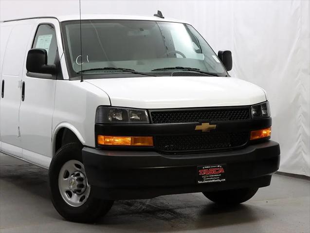 2025 Chevrolet Express Cargo Van RWD 3500 Extended Wheelbase WT
