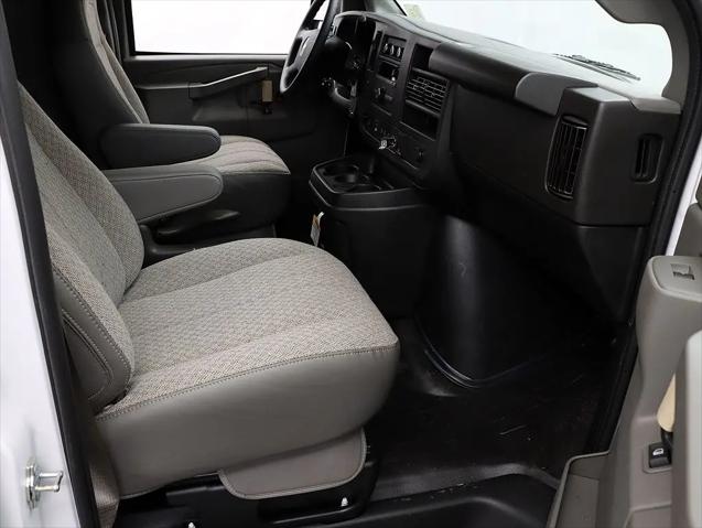 2025 Chevrolet Express Cargo Van RWD 3500 Extended Wheelbase WT