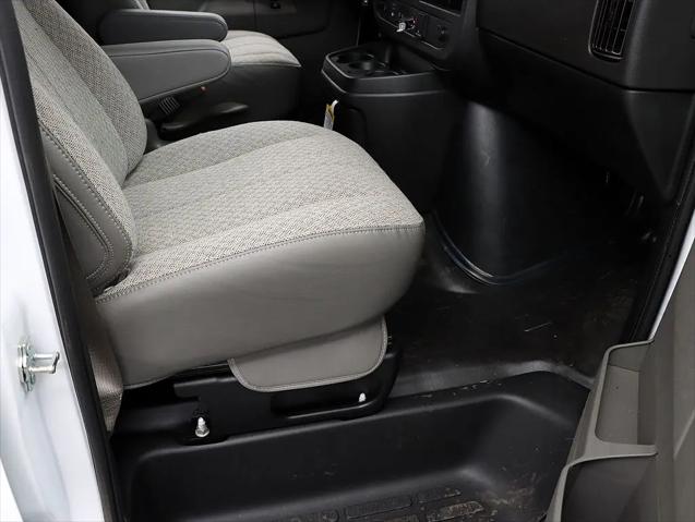 2025 Chevrolet Express Cargo Van RWD 3500 Extended Wheelbase WT