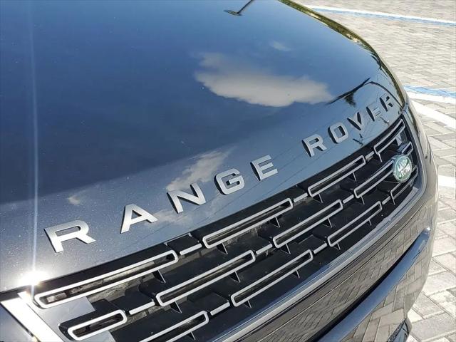 2026 Land Rover Range Rover Evoque Dynamic SE