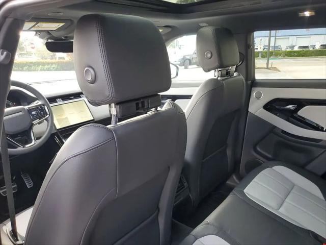 2026 Land Rover Range Rover Evoque Dynamic SE