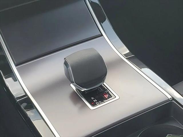 2026 Land Rover Range Rover Evoque Dynamic SE