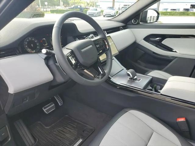 2026 Land Rover Range Rover Evoque Dynamic SE