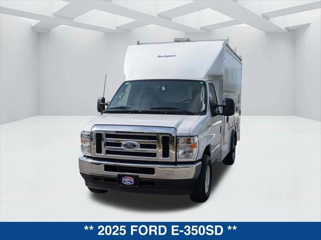 2025 Ford E-350 Cutaway E-Series Cutaway