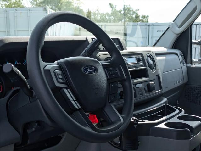 2025 Ford E-350 Cutaway E-Series Cutaway