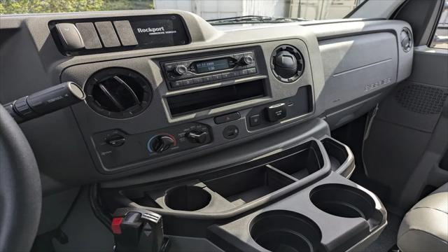2025 Ford E-350 Cutaway E-Series Cutaway