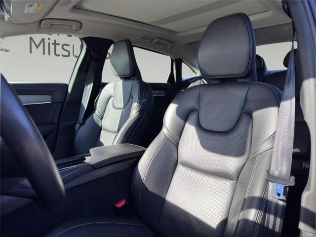 2022 Volvo S90 B6 Inscription