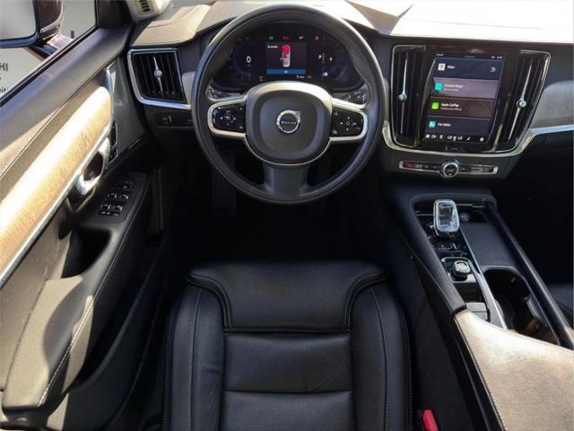 2022 Volvo S90 B6 Inscription