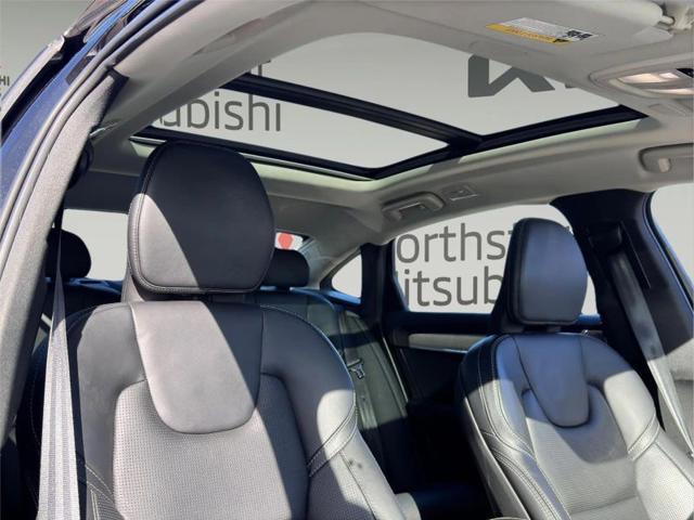 2022 Volvo S90 B6 Inscription