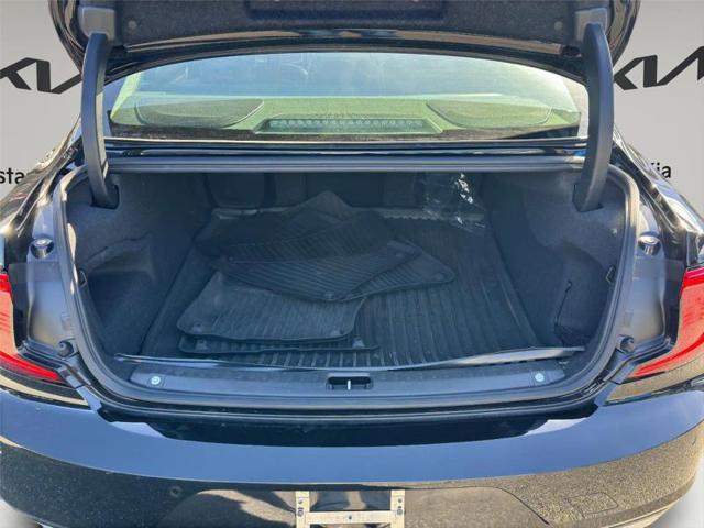 2022 Volvo S90 B6 Inscription