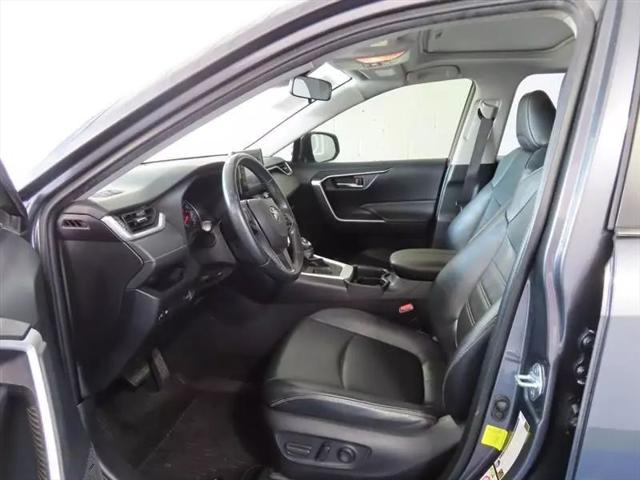 2019 Toyota RAV4 XLE Premium