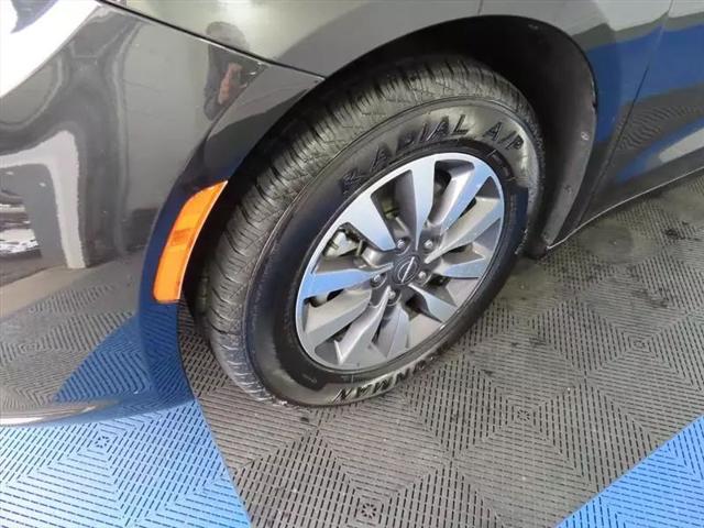 2022 Chrysler Pacifica Hybrid Touring L
