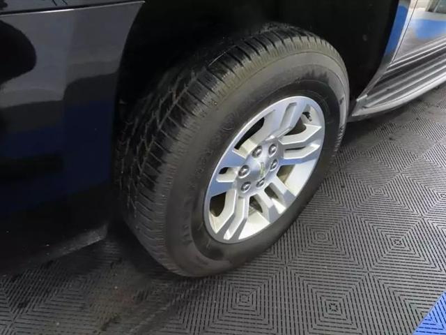 2020 Chevrolet Suburban 4WD LT
