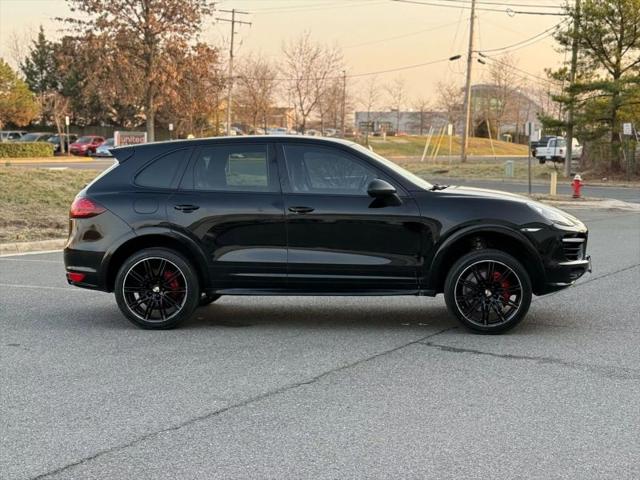 2013 Porsche Cayenne GTS
