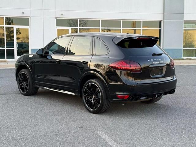 2013 Porsche Cayenne GTS