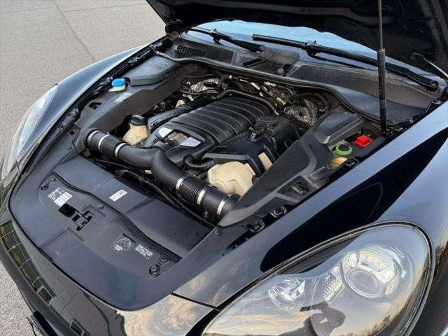 2013 Porsche Cayenne GTS