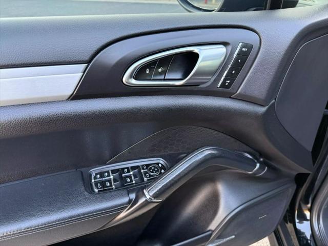 2013 Porsche Cayenne GTS