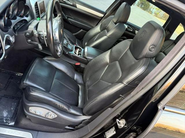 2013 Porsche Cayenne GTS