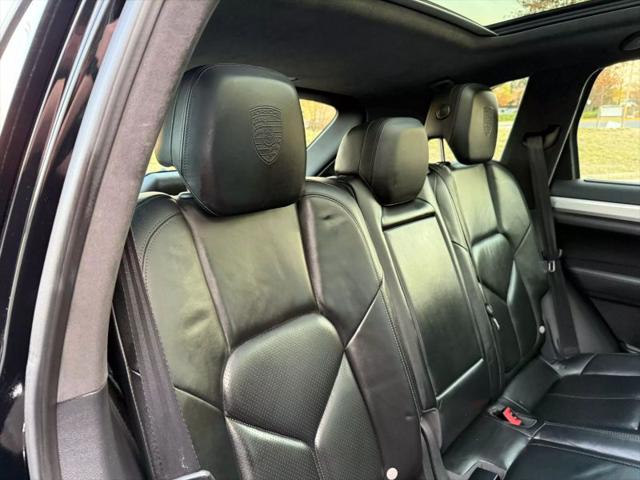2013 Porsche Cayenne GTS