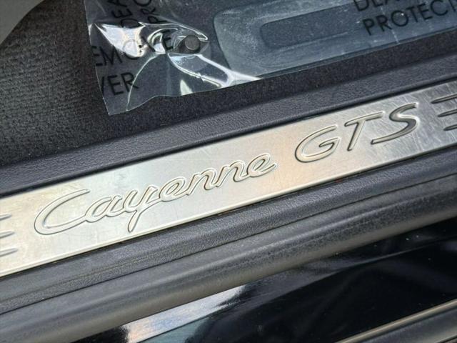 2013 Porsche Cayenne GTS