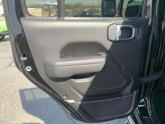 2025 Jeep Wrangler 4-Door Willys 4x4