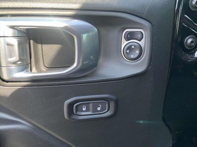 2025 Jeep Wrangler 4-Door Willys 4x4