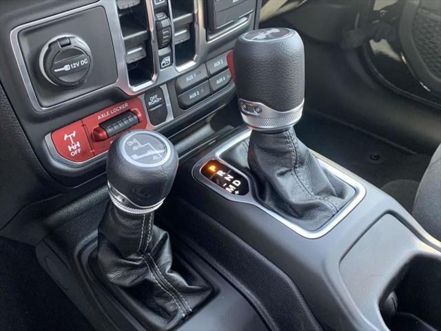 2025 Jeep Wrangler 4-Door Willys 4x4