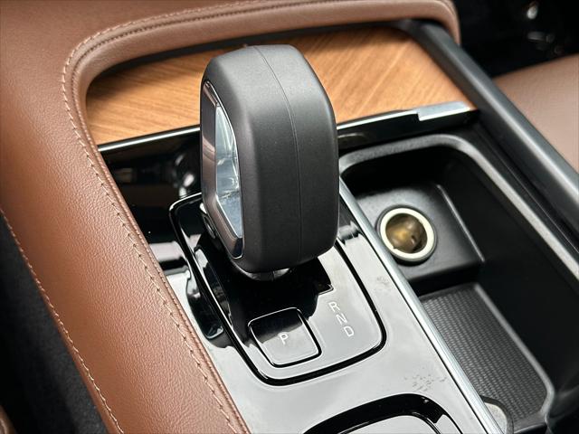 2025 Volvo XC90 B6 Plus 7-Seater