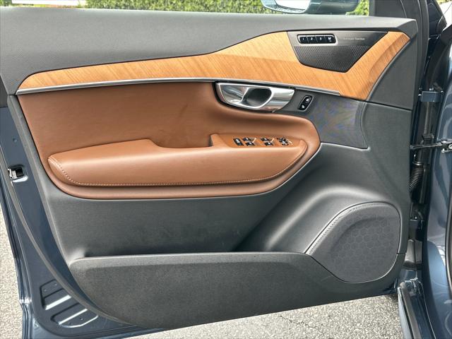 2025 Volvo XC90 B6 Plus 7-Seater