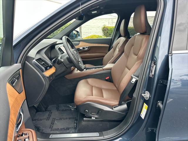 2025 Volvo XC90 B6 Plus 7-Seater