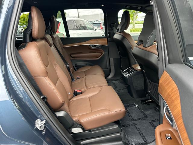 2025 Volvo XC90 B6 Plus 7-Seater
