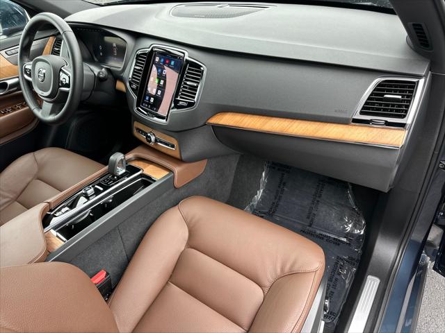 2025 Volvo XC90 B6 Plus 7-Seater