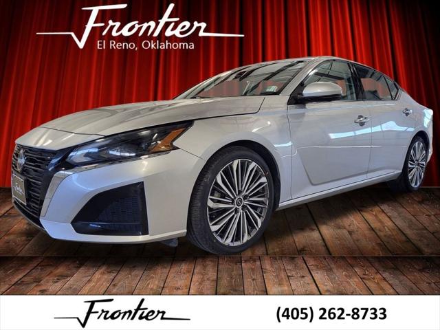 2023 Nissan Altima SL FWD