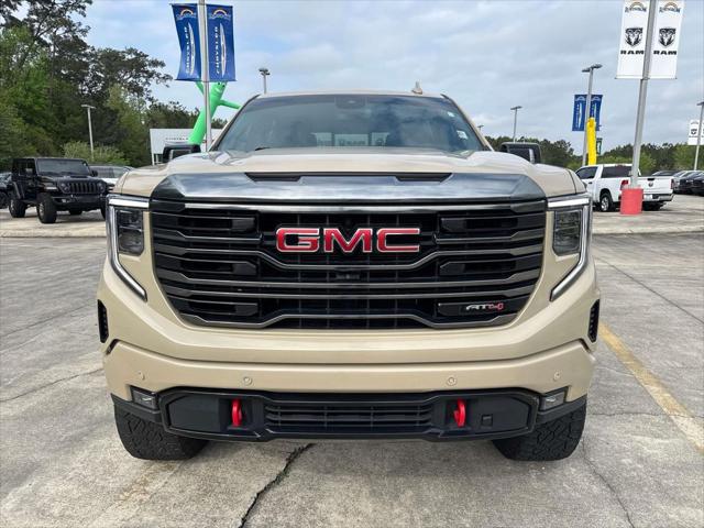 2023 GMC Sierra 1500 4WD Crew Cab Short Box AT4