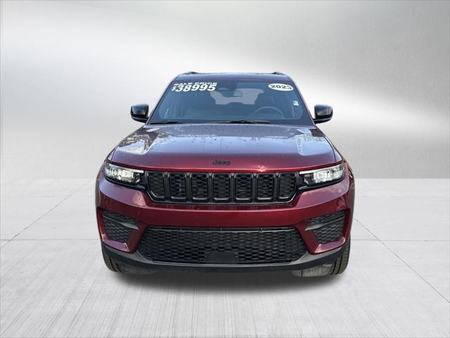 2023 Jeep Grand Cherokee Altitude 4x4