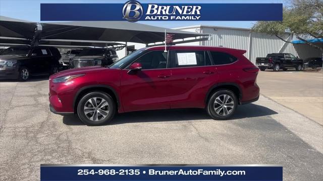2023 Toyota Highlander Hybrid XLE