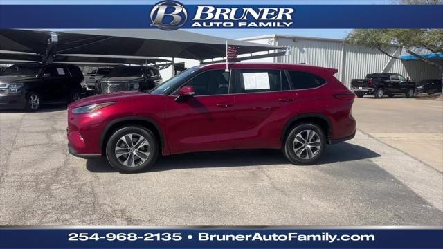 2023 Toyota Highlander Hybrid XLE