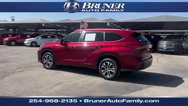 2023 Toyota Highlander Hybrid XLE