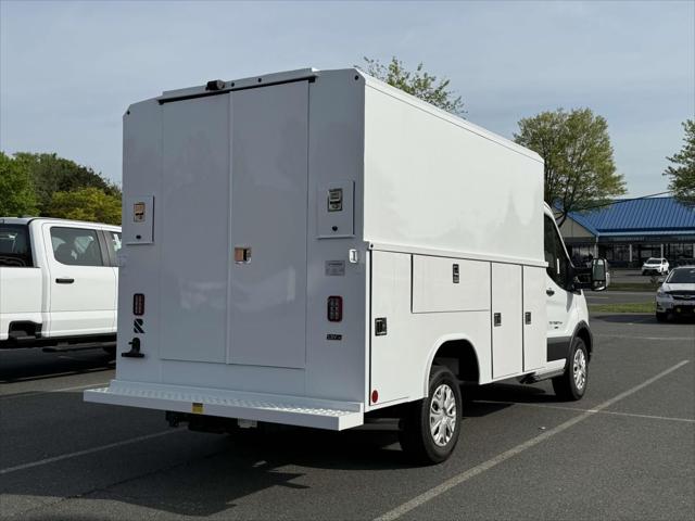 2024 Ford Transit Cutaway Base