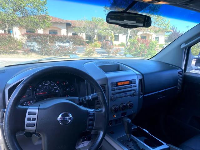 2005 Nissan Titan LE