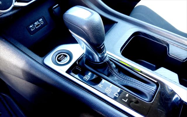 2022 Nissan Sentra SV Xtronic CVT