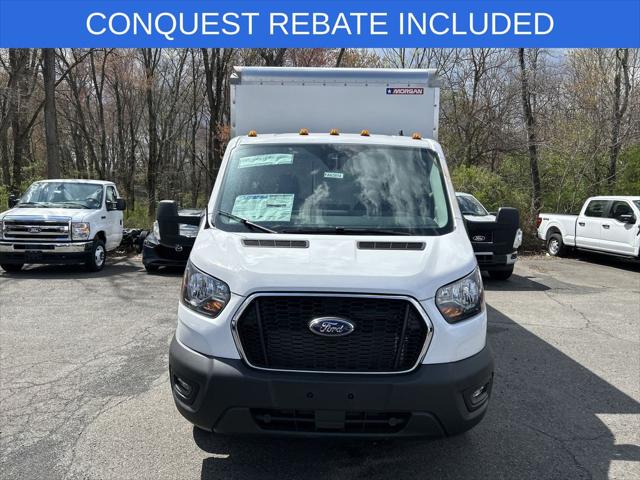 2025 Ford Transit Cutaway 14FT MORGAN BODY