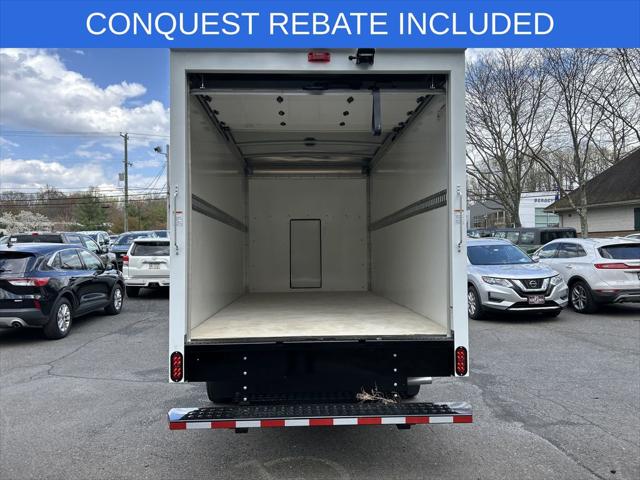 2025 Ford Transit Cutaway 14FT MORGAN BODY