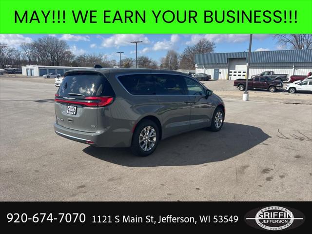 2023 Chrysler Pacifica Touring L AWD