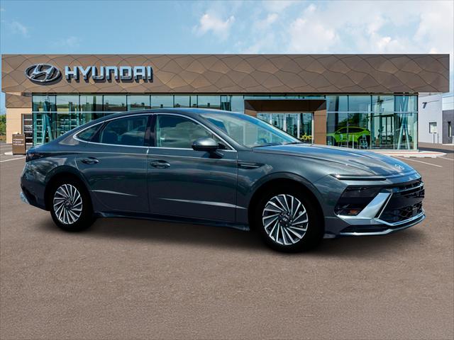 2025 Hyundai Sonata Hybrid SEL