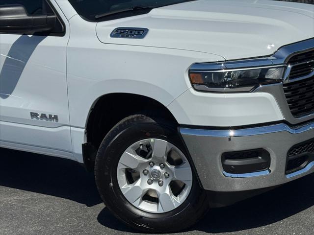 2025 RAM Ram 1500 RAM 1500 TRADESMAN CREW CAB 4X4 57 BOX