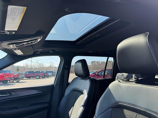 2025 Jeep Grand Cherokee GRAND CHEROKEE L ALTITUDE X 4X4 2025 Jeep Grand Cherokee GRAND CHEROKEE L ALTITUDE X 4X4