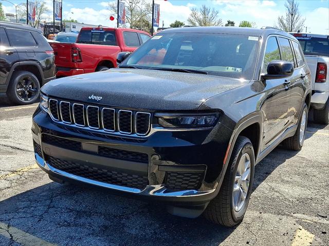2025 Jeep Grand Cherokee GRAND CHEROKEE L LAREDO 4X4