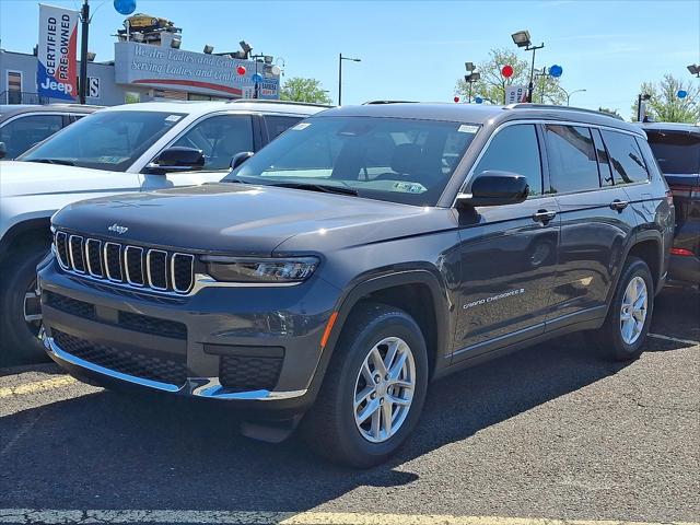 2025 Jeep Grand Cherokee GRAND CHEROKEE L LAREDO 4X4