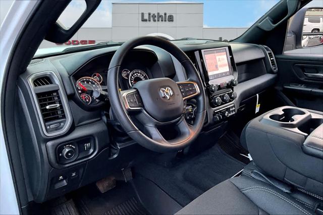 2025 RAM Ram 1500 RAM 1500 TRADESMAN CREW CAB 4X4 57 BOX